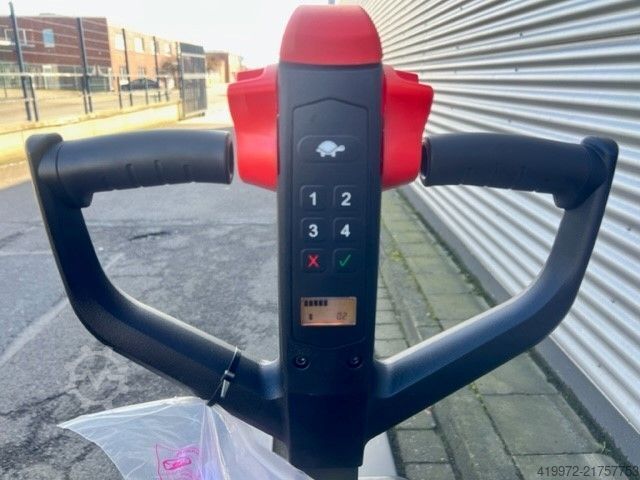 Porta-paletes manual Noblelift PT E15N EDGE