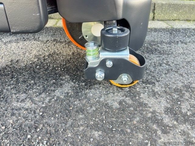 Porta-paletes manual Noblelift PT E15N EDGE