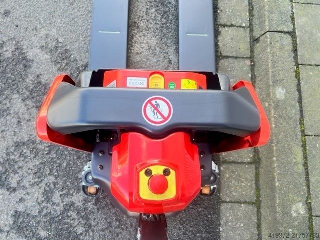 Porta-paletes manual Noblelift PT E15N EDGE