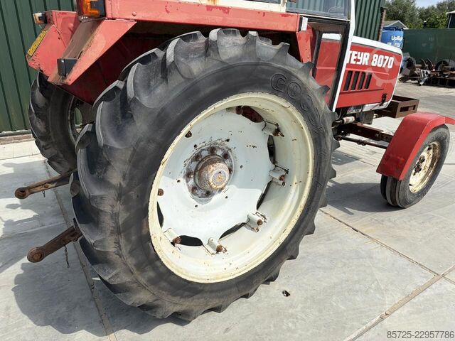 Tractor Steyr 8070