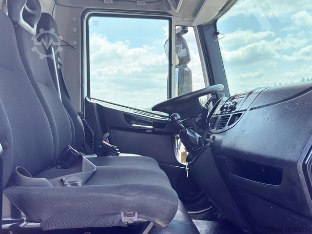 Chassi de caminhão IVECO EUROCARGO 110-250* PLATFORM 4,60 m* 4x4