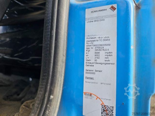 Concrete mixer truck MAN 26.293 6x4 Betonmi. 8 cbm Intermix Trommel v2001