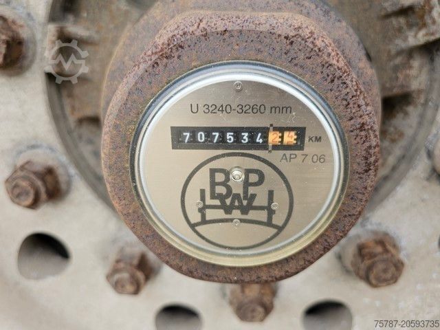 Tanker semitrailer VAN HOOL Tankchassis + Tankcontainer