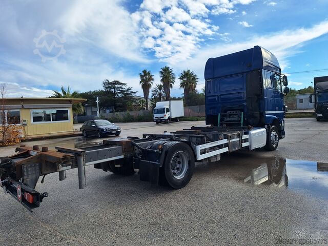 Lastbil med utbytbart flak DAF XF 460 FA