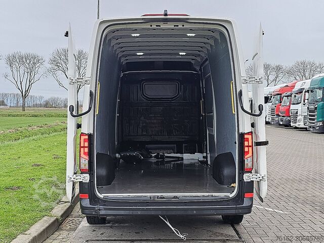 Kombi med högt tak M.A.N. TGE 3.180 ac automaat EURO6