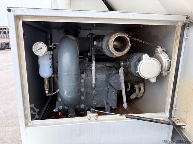 Vakuumtanktankvogn SCANIA G500 8x4*4 Bucher Recycler 414