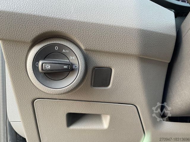 Minibusz VOLKSWAGEN T6.1 Caravelle Comfortline NAV LED TEMP DAB PDC
