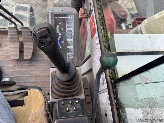 Takeuchi Graafmachine rups Takeuchi TB175 2008 Diesel inclusief 3 bakken TAKEUCHI TB175 Graafmachine Rups 2008 Yanmar Diesel inclusief 5 bakken + palletvork