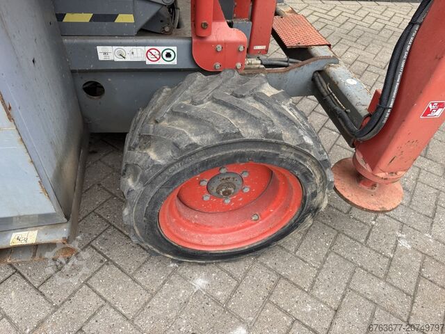 Skyjack SJ 6832RT Scissor Lift / Scissor / Work Platform 2015 4X4 Kubota Diesel 12M Working Height SKYJACK SJ 6832RT Schaarhoogwerker / Scissor / Arbeitsbuhne 2015 4X4 Kubota Diesel 12M Werkhoogte