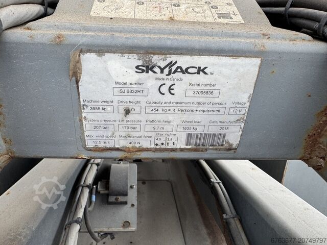Skyjack SJ 6832RT Scissor Lift / Scissor / Work Platform 2015 4X4 Kubota Diesel 12M Working Height SKYJACK SJ 6832RT Schaarhoogwerker / Scissor / Arbeitsbuhne 2015 4X4 Kubota Diesel 12M Werkhoogte