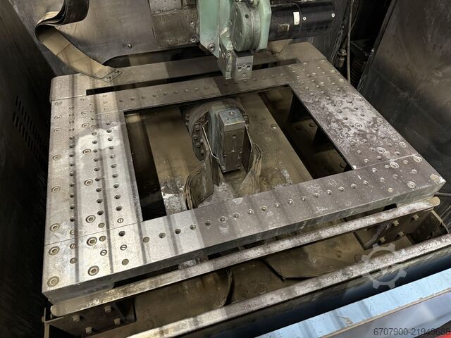 AGIE AGIECUT PROGRESS 2 CNC trådelektroderoderingsmaskine AGIE AGIECUT PROGRESS 2
