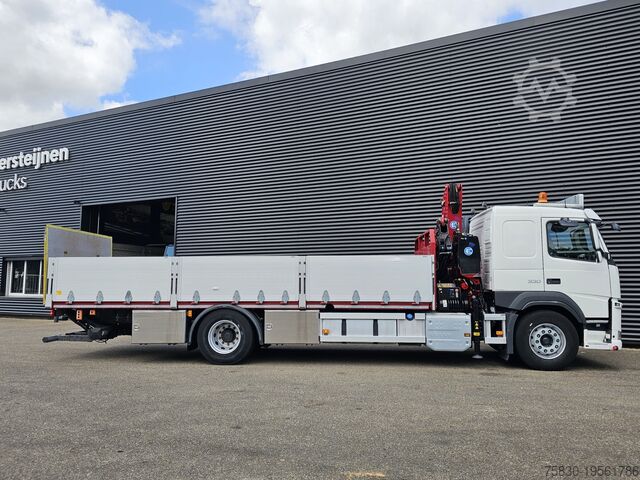 Nakládací plošina Volvo FM 330 4x2 / EFFER 12.5 t/m CRANE / KRAN