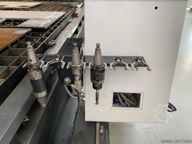 Maszyna do cięcia płomieniowego FICEP KR32SP