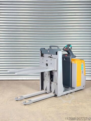 Horizontal order picker Jungheinrich ECE 310HP -Service Neu nur 1451 Std. Batterie 86%