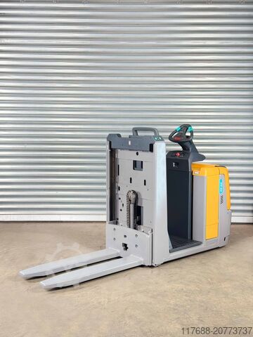 Horizontal order picker Jungheinrich ECE 310HP - Service Neu - nur 3.716 Std. - Bj.2019