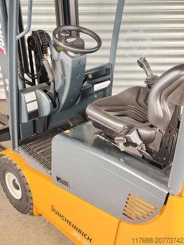 Electric 3-wheeler Jungheinrich EFG 113 - Service Neu - NUR 593 Std. - Garantie