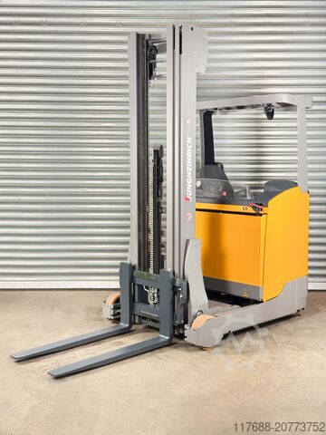 Reach truck Jungheinrich ETV 214 - Service Neu - Batterie 87% - Garantie