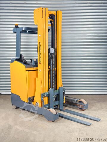 Reach truck Jungheinrich ETV 216 - Service Neu - Batterie 82% - Garantie