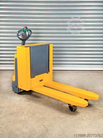 Low lift truck pedestrian Jungheinrich EJE C20 - Service Neu + Garantie - nur 2.694Std.