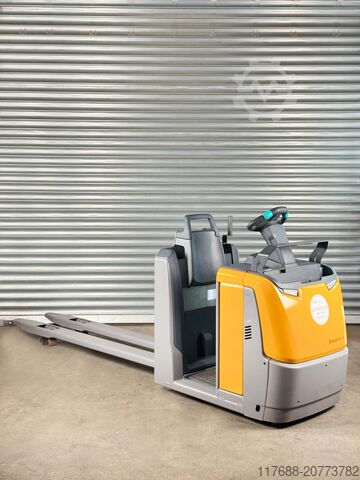 Horizontal order picker Jungheinrich ECE 225 - Service Neu + Garantie - Batteire 81%