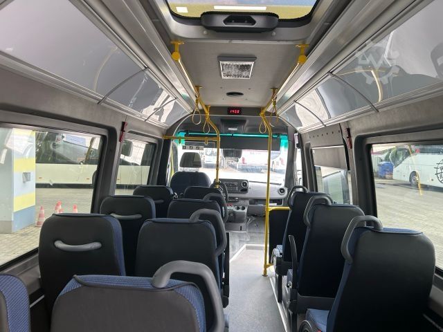 Minibusz MERCEDES-BENZ SPRINTER 519 AUTOMATIK KLIMA