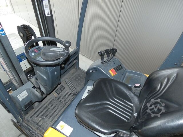 Electric 3-wheel forklift Jungheinrich EFG 213