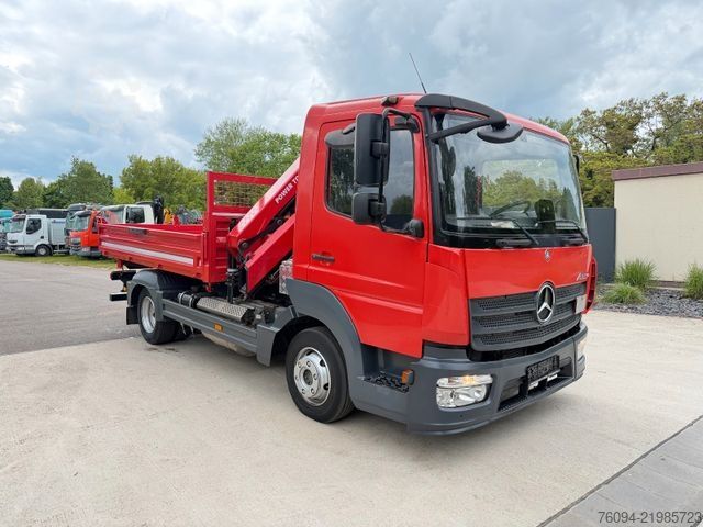Billenőplatós furgon MERCEDES-BENZ Atego 818 Kipper KRAN Greifer FUNK AHK