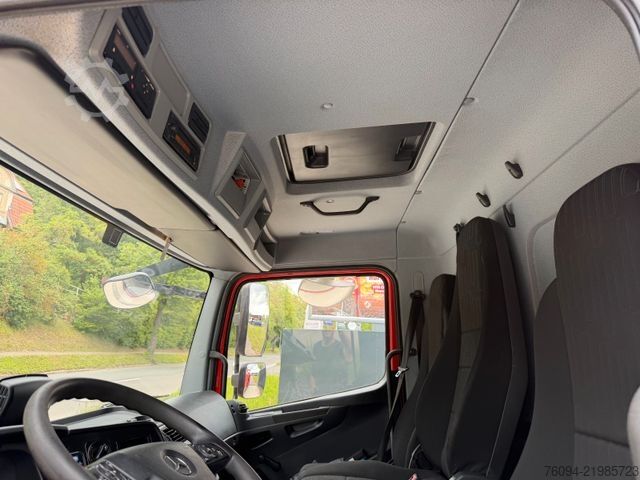 Billenőplatós furgon MERCEDES-BENZ Atego 818 Kipper KRAN Greifer FUNK AHK
