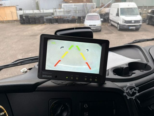 Hűtős teherautó MERCEDES-BENZ Atego 1224 Kühlkoffer,Retarder,Kamera