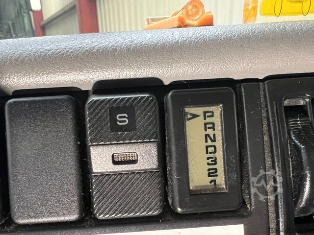 Karavan/obytný vůz VOLKSWAGEN T4 Multivan 2.4 Diesel Wohnmobil GetriebeSchaden