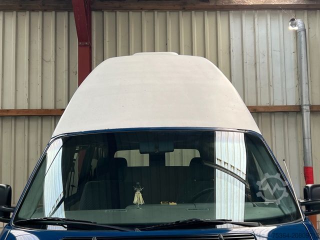 Husvagn/husbil VOLKSWAGEN T4 Multivan 2.4 Diesel Wohnmobil GetriebeSchaden