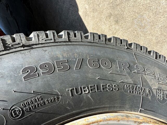 Vrachtwagen met vaste laadbak Iveco EUROSTAR 240E38