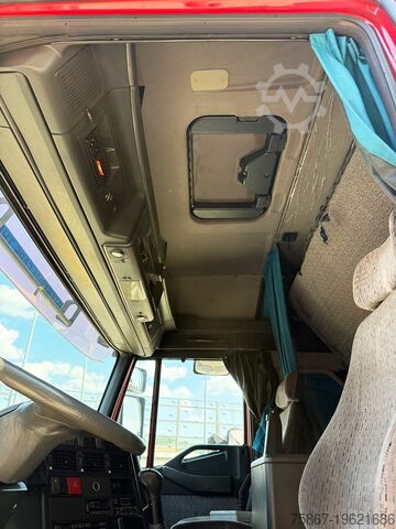 Vrachtwagen met vaste laadbak Iveco EUROSTAR 240E38