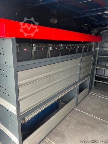 Panelová dodávka MERCEDES-BENZ Vito 114 LANG KLIMA TEMPOMAT SCHRÄNKE/REGALE AHK
