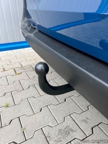 Panelová dodávka MERCEDES-BENZ Vito 114 LANG KLIMA TEMPOMAT SCHRÄNKE/REGALE AHK