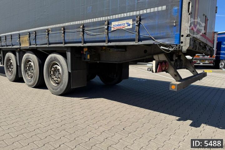 Przesuwne plandeki Schmitz Cargobull SCB*S3T / Disk brakes / Huckepack