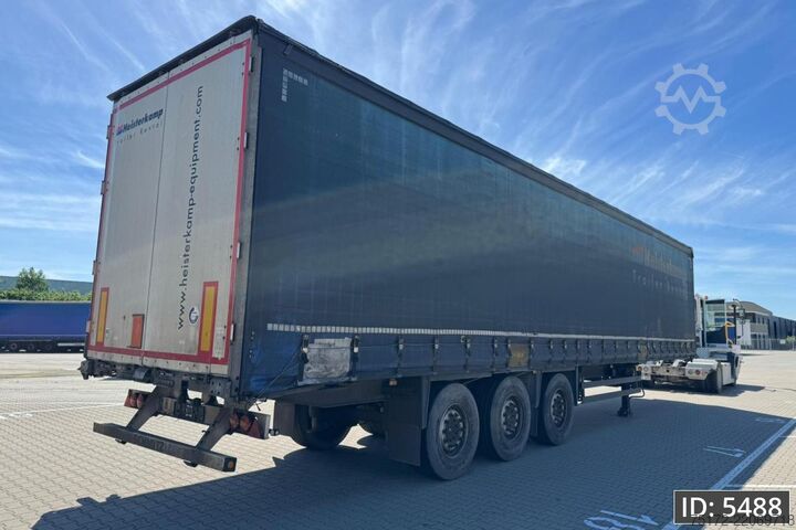 Przesuwne plandeki Schmitz Cargobull SCB*S3T / Disk brakes / Huckepack