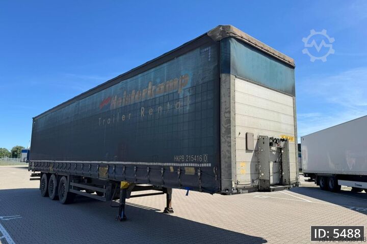 Przesuwne plandeki Schmitz Cargobull SCB*S3T / Disk brakes / Huckepack