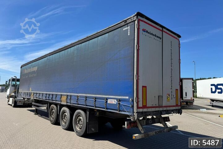Przesuwne plandeki Schmitz Cargobull SCB*S3T / Disk brakes / Huckepack