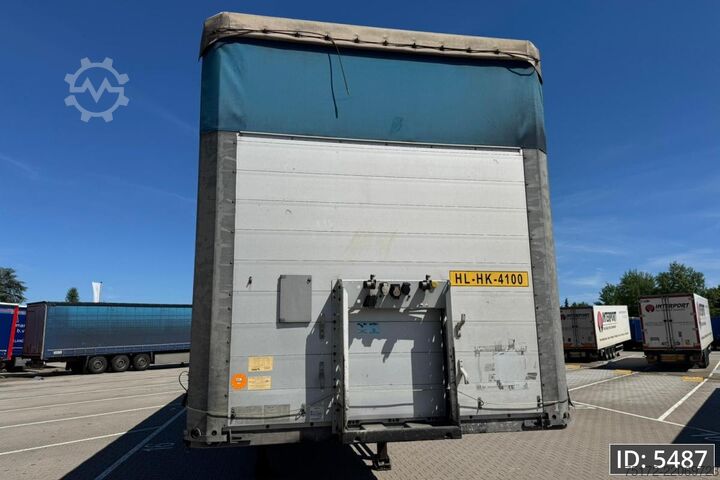 Przesuwne plandeki Schmitz Cargobull SCB*S3T / Disk brakes / Huckepack
