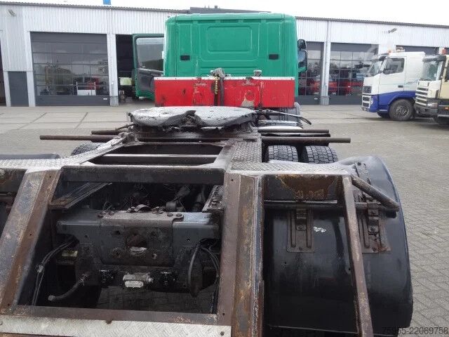 Zware belasting Scania P420 6x4 steelsprings