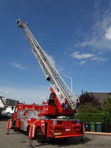 Hefplatform DAF LF 250 METZ 30 meter