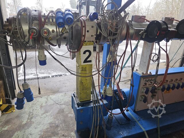 EXTRUSIONSANLAGE für 5 SCHICHT PE-ROHRE 32mm EXTRUDEX EN50-30D Bj. 2007, mit Schmelzepumpe, Siebwechsler
