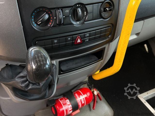 Minibus VOLKSWAGEN Crafter 2.5 Tdi 9 Sitze + Klima + Lift Euro 4