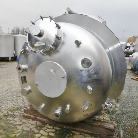 5685 liter verwarmbaar/koelbaar drukvat gemaakt van V4A  