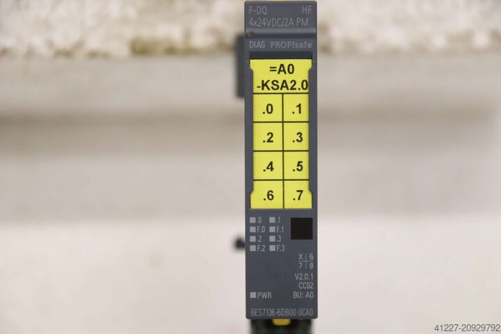 Digitální výstup Siemens 6ES7 136-6DB00-0CA0