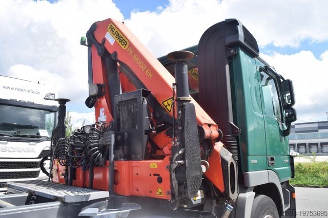 Standaard trekker MERCEDES-BENZ Actros 1844 Kran Palfinger PK18002 Funk Retarder