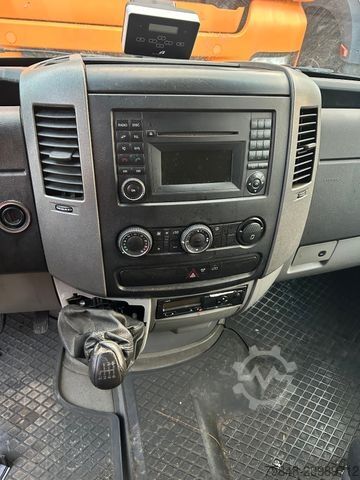 Skåpbil MERCEDES-BENZ 513 CDI-Koffer-LBW "MOTOR KLAPPERT"