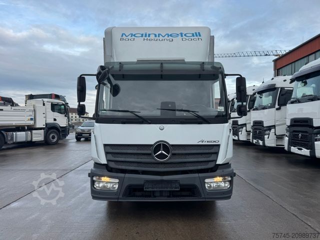 Gardinsidad skåpbil MERCEDES-BENZ ATEGO 818 * MOTORBREMSE * LBW BÄR 1t * KAMERA *