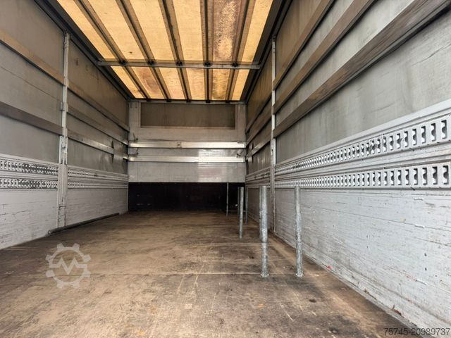 Gardinsidad skåpbil MERCEDES-BENZ ATEGO 818 * MOTORBREMSE * LBW BÄR 1t * KAMERA *